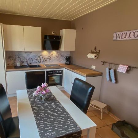 Ferienwohnung Weingut Kdm 크로프 외부 사진