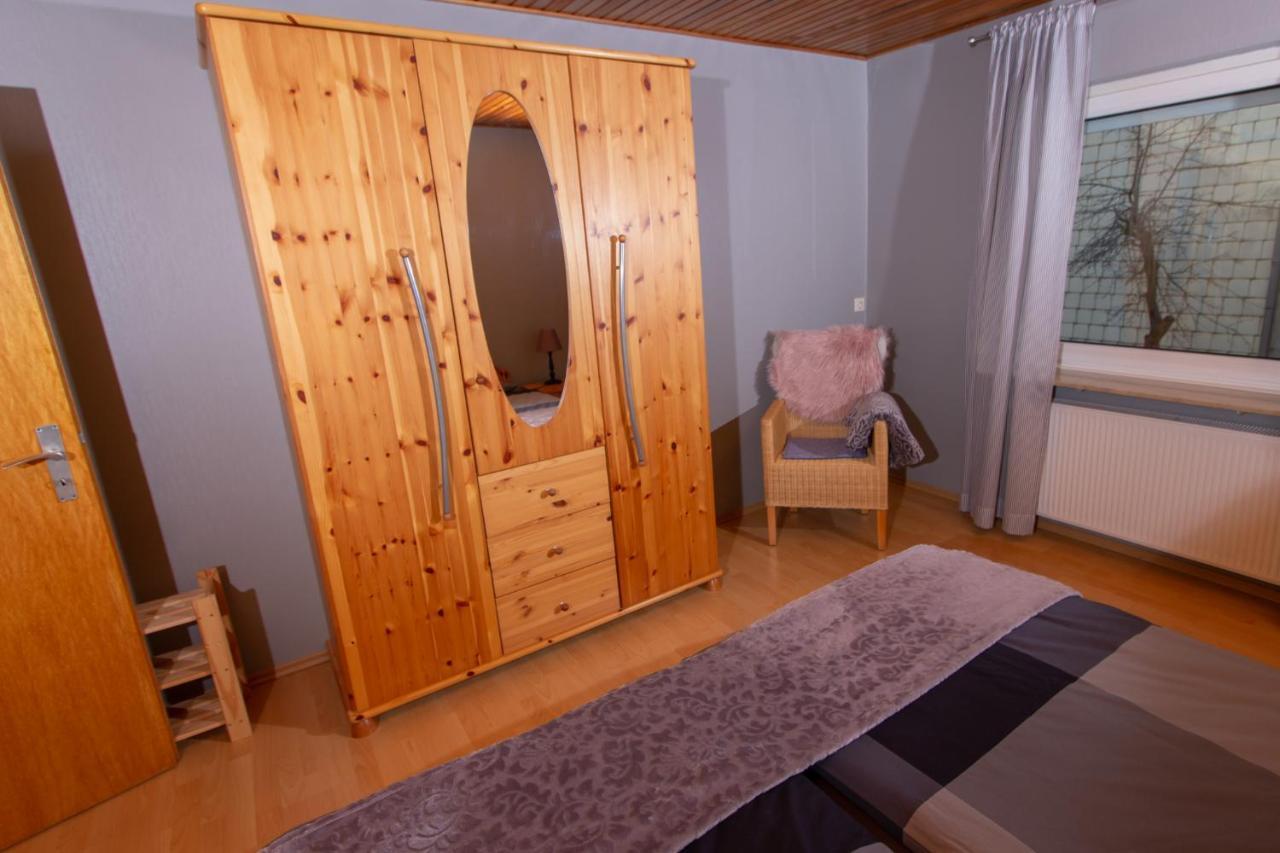 Ferienwohnung Weingut Kdm 크로프 외부 사진