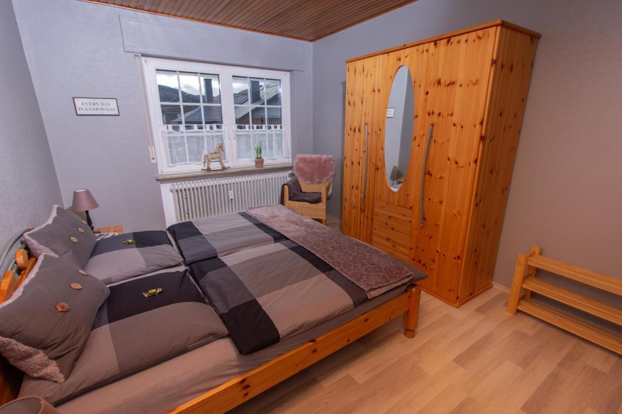 Ferienwohnung Weingut Kdm 크로프 외부 사진