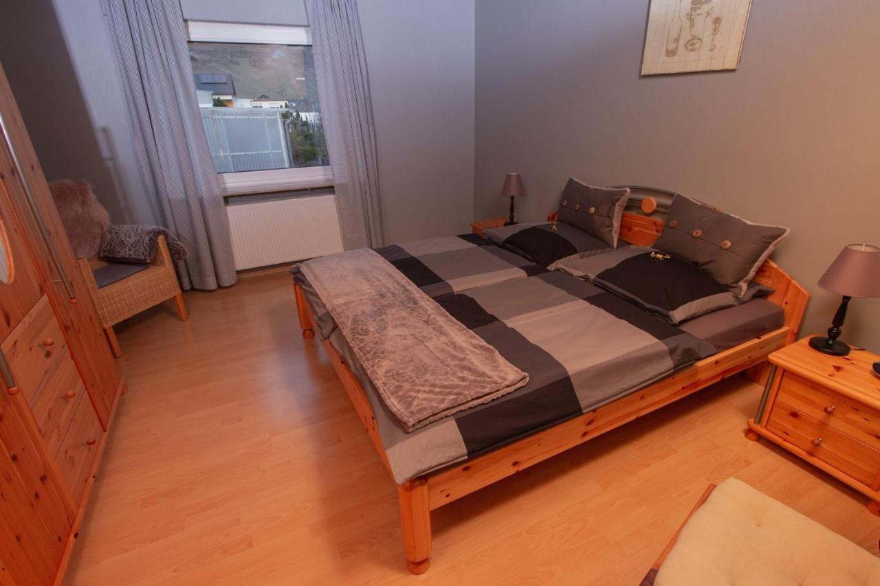 Ferienwohnung Weingut Kdm 크로프 외부 사진